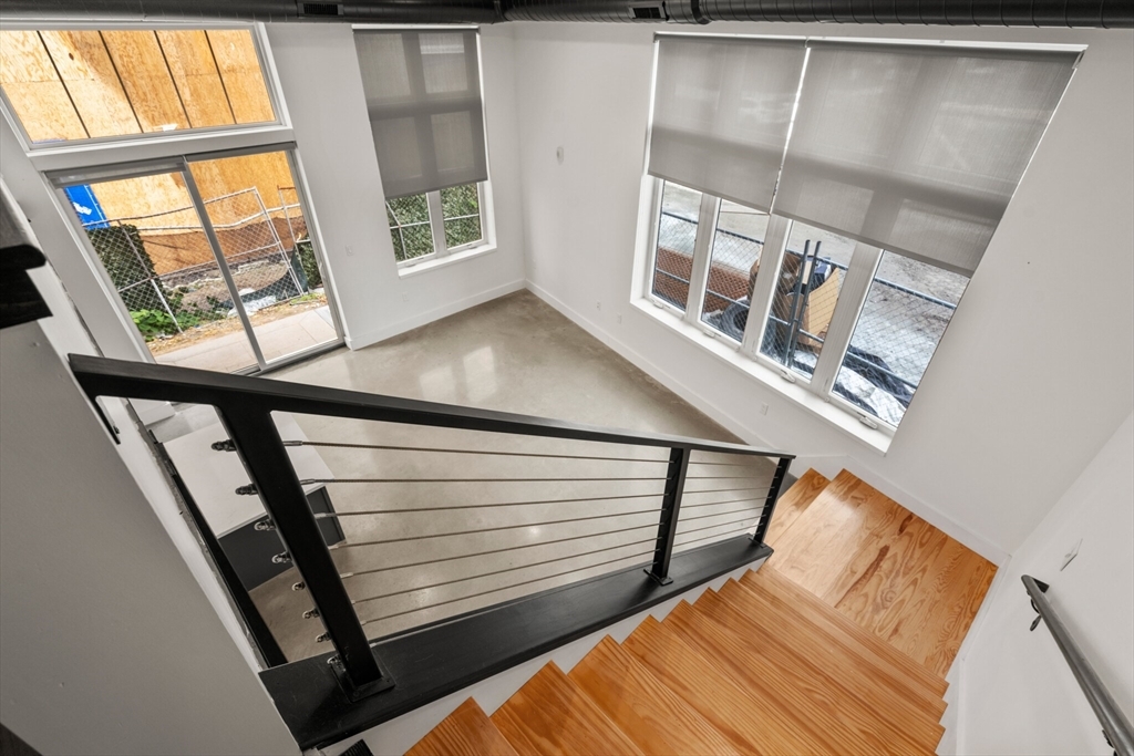 Primary Photo - 26 Hichborn St