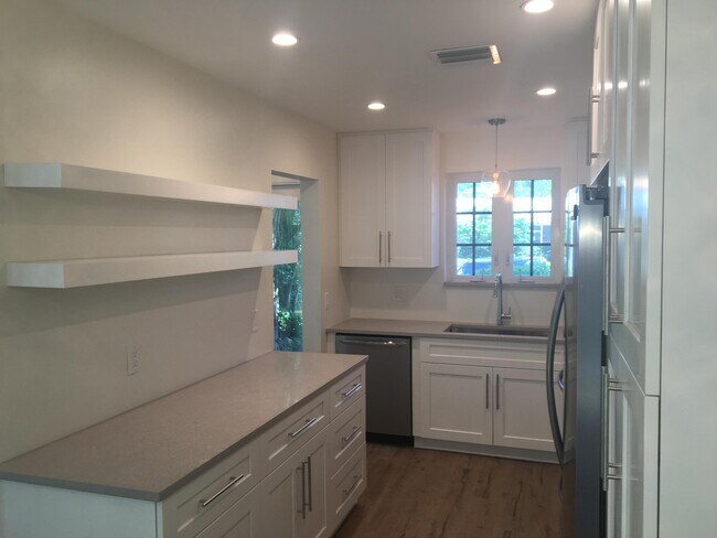 Foto del edificio - 27 E Rd