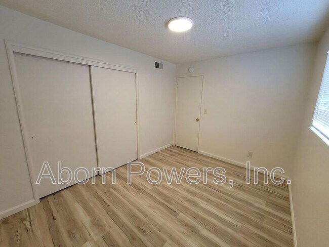 Foto del edificio - 1255 Williams Way