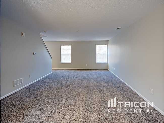 Foto del edificio - 515 Dry Creek Cir