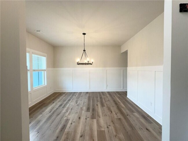 Foto del edificio - 2166 Valley Ct