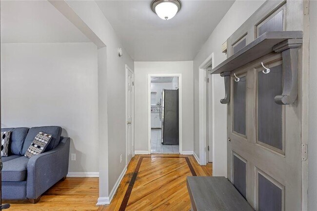 Foto del edificio - 1246 Elgin Way