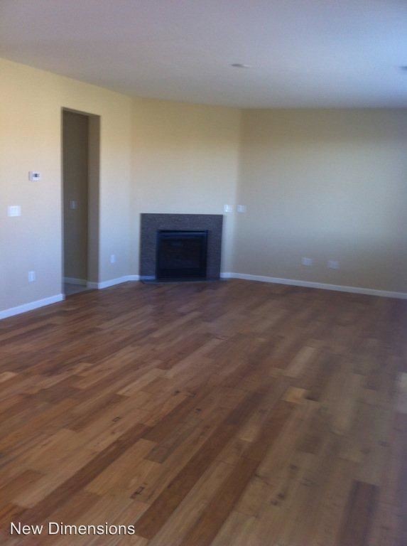 Foto del edificio - 2660 Peavine Creek Rd