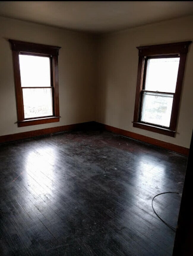 Building Photo - 92 South Judson