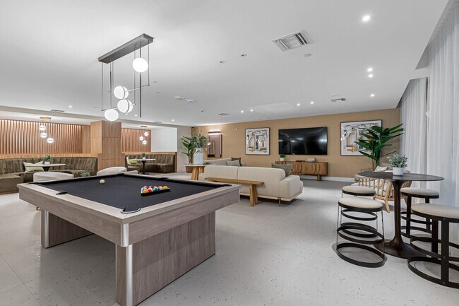 Building Photo - Soleste Seaside