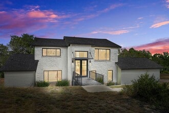 Building Photo - 1703 Yaupon Valley Rd