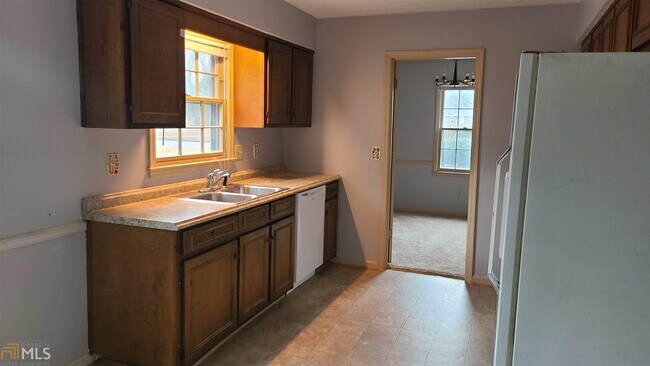 Foto del edificio - 2847 White Chapel Dr