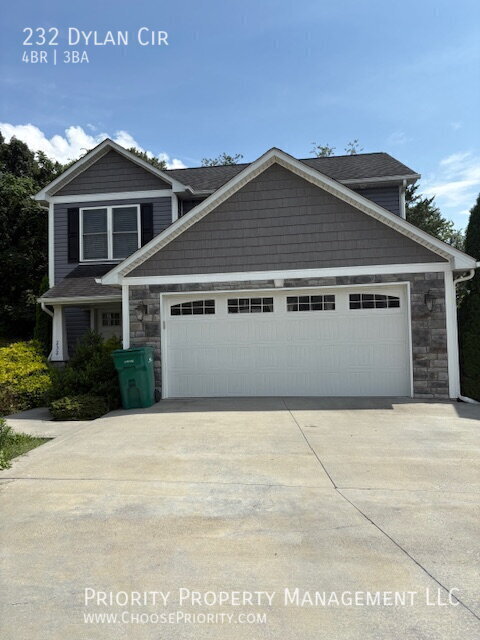 Foto principal - 232 Dylan Cir
