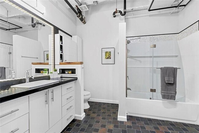 Foto del edificio - 878 Peachtree St NE