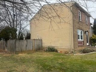 Foto del edificio - 3433 Belfry Ln