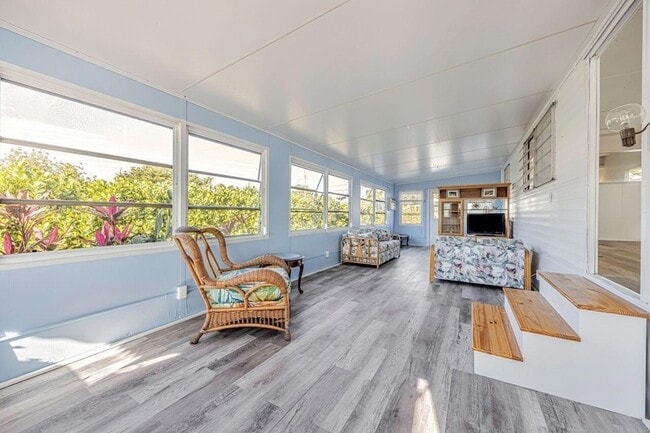 Building Photo - 14556 Glenview Dr