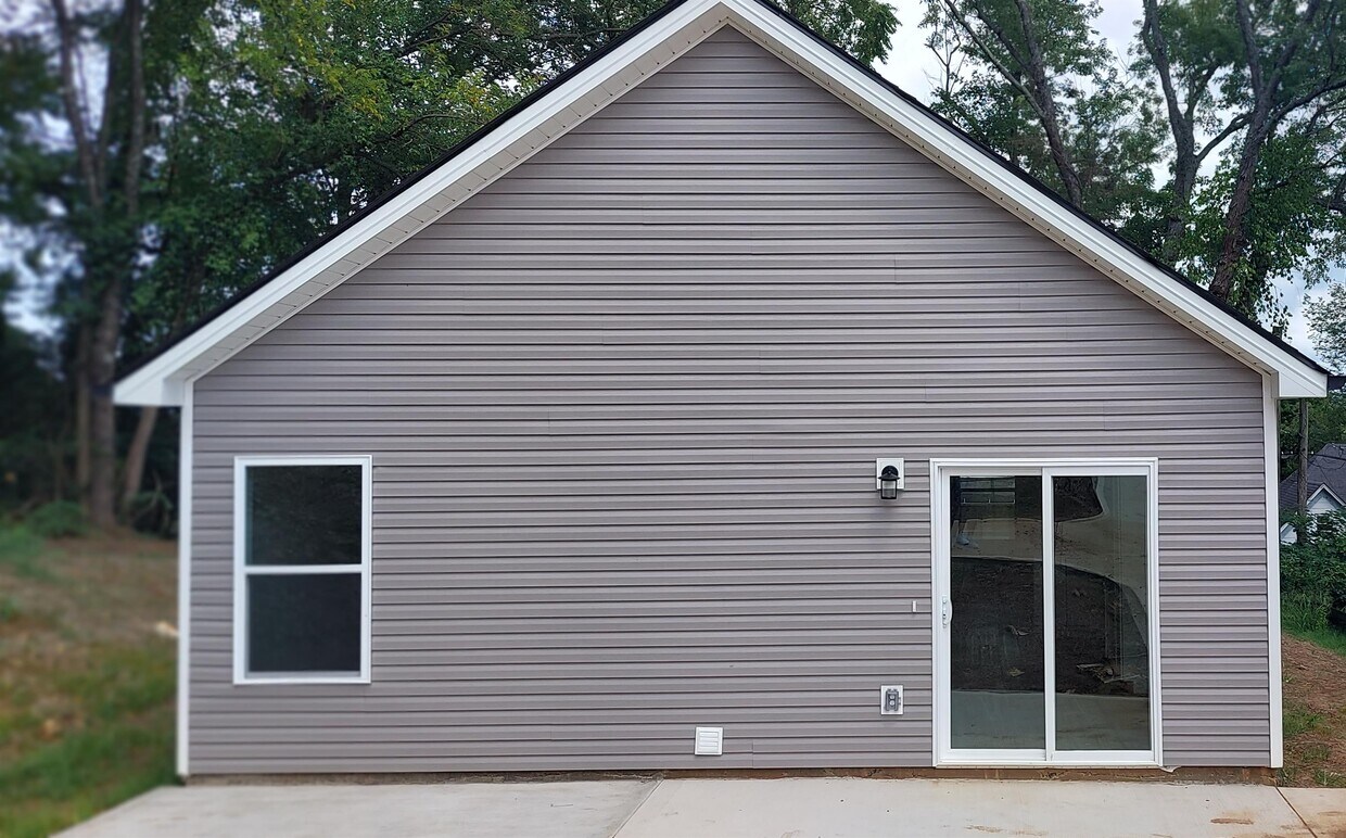 Foto del edificio - 1811 Marion St