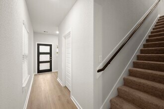 Building Photo - 8619 Blueberry Ash St