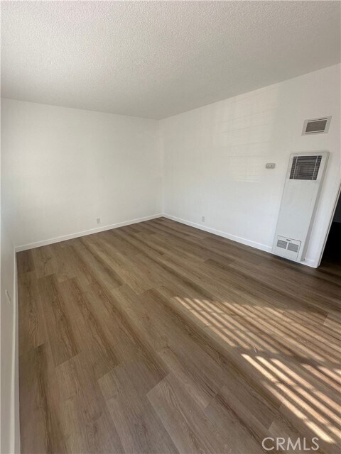 Foto del edificio - 224 N Olive St