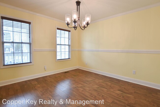 Foto del edificio - 4 br, 2.5 bath House - 524 Somerset Lane