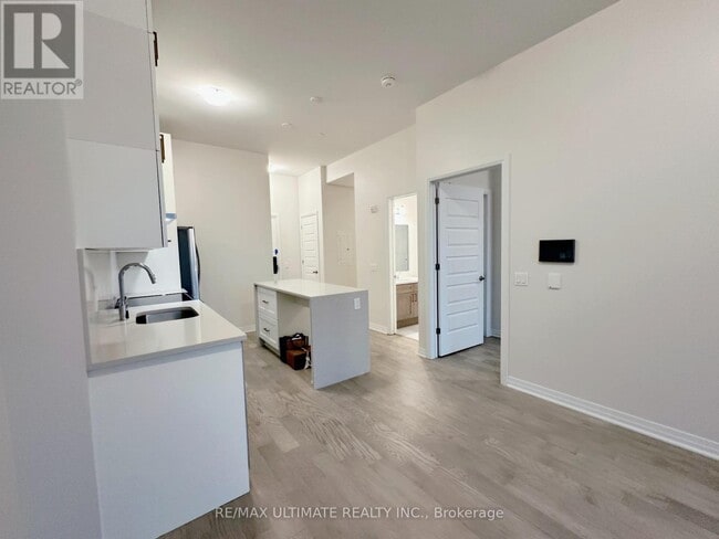 Building Photo - 470 Gordon Krantz Ave