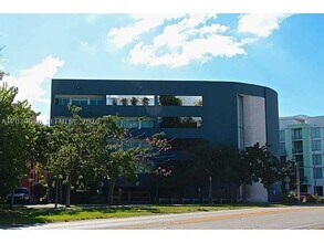 Building Photo - 2694 Inagua Ave