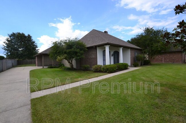 Building Photo - 39524 Quail Creek Ave