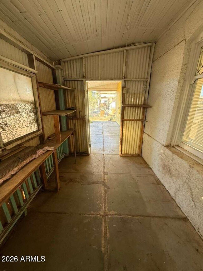 Foto del edificio - 1014 E 14th St