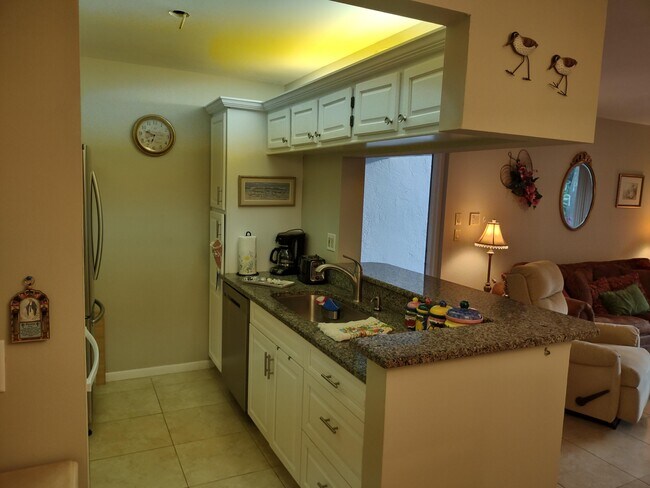 Building Photo - 2518 SE Anchorage Cove