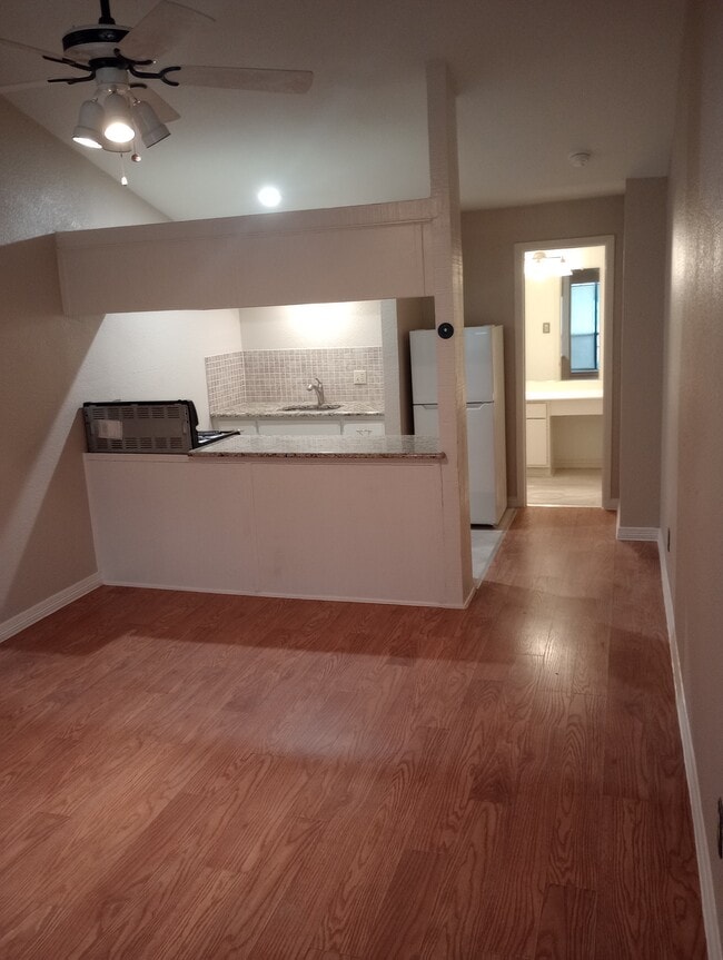 Photo - 7152 Fair Oaks Ave Apartment