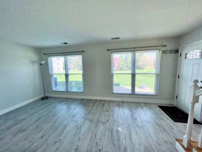 Foto del edificio - 2544 Coppergate Square Dr