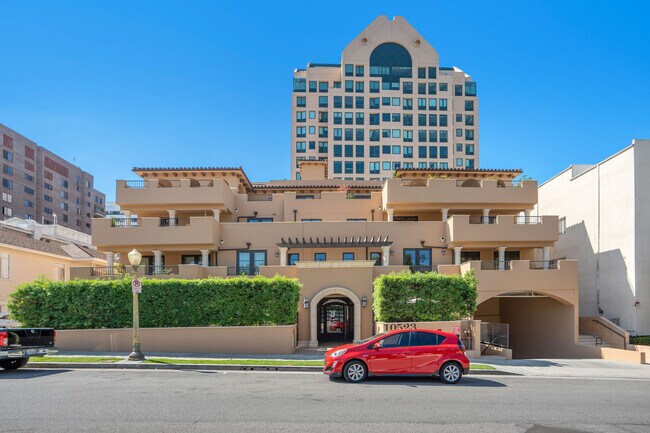 Foto del edificio - 10523 Ashton Ave