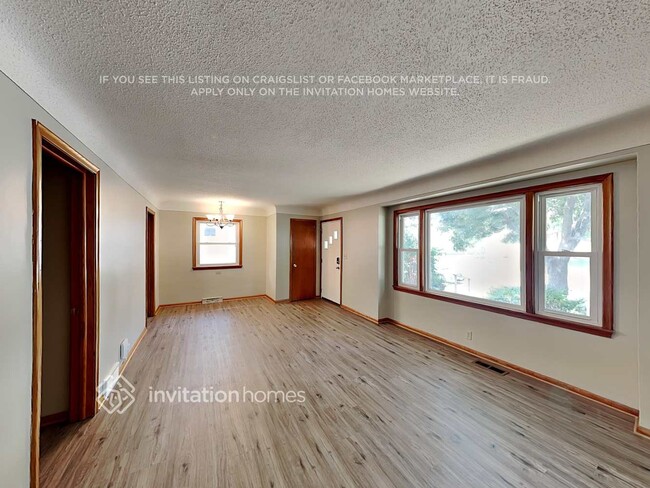 Foto del edificio - 3227 34th Ave S