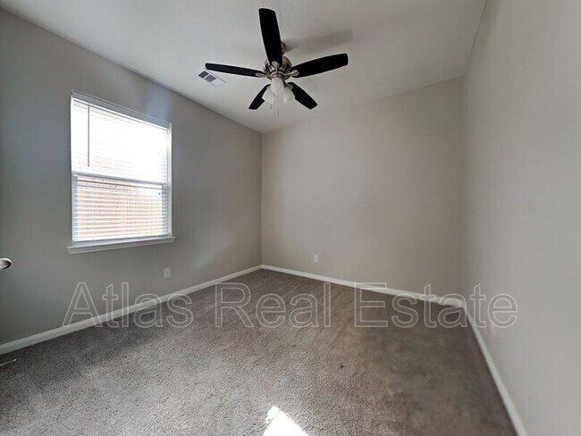 Building Photo - 12038 Powderhorn Ln