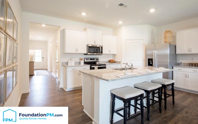 Foto del edificio - 7911 Hickory Meadow Rd