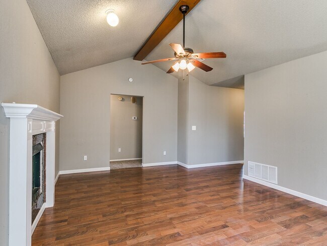 Building Photo - 3 Bed/2 Bath Home in Midwest City