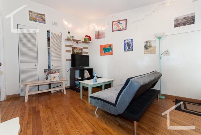 Building Photo - Prime Allston Location, Heat, Hot Water In...