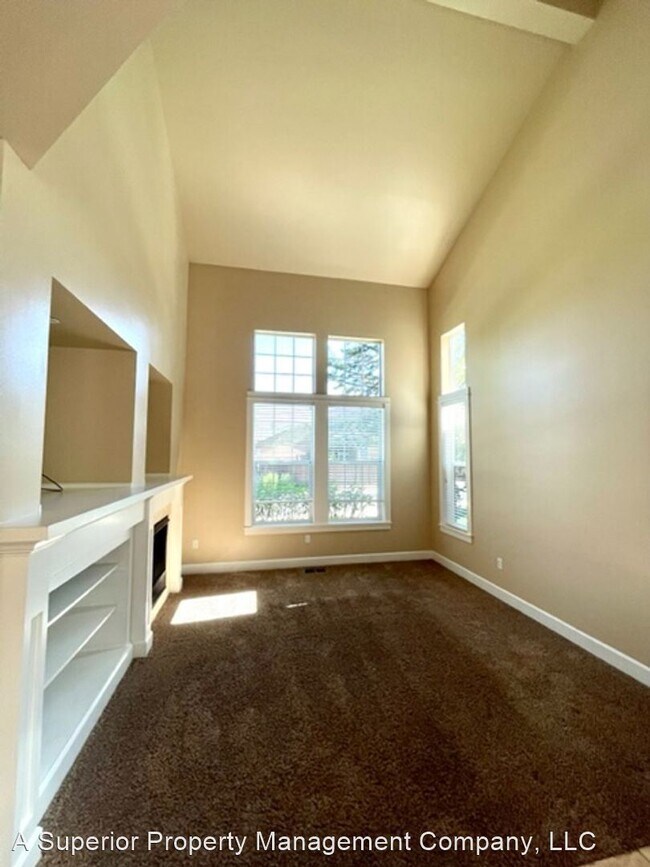Building Photo - 3 br, 3 bath House - 629 SW Peak View Pl.