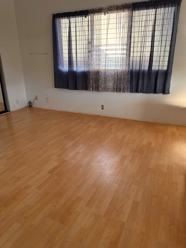 bedroom - 94-542 Awamoi St