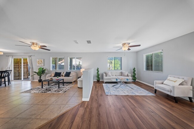 Foto del edificio - 4376 Grafton Cir