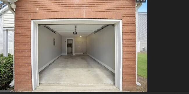 Foto del edificio - 3471 Avensong Village Cir