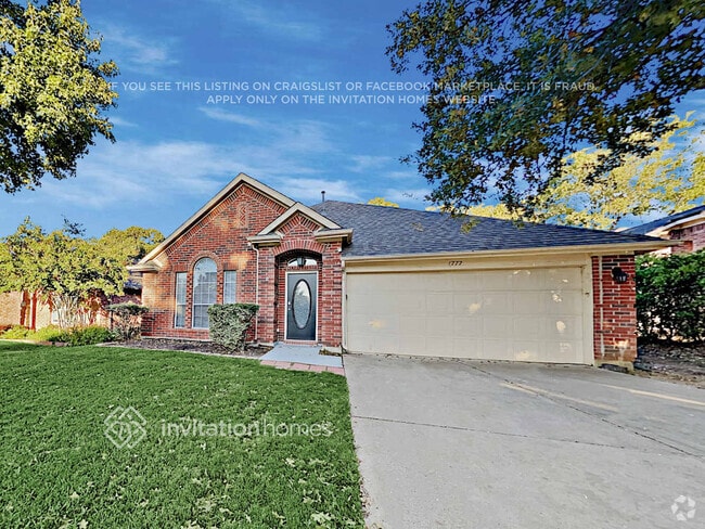Building Photo - 1777 Meyerwood Ln S