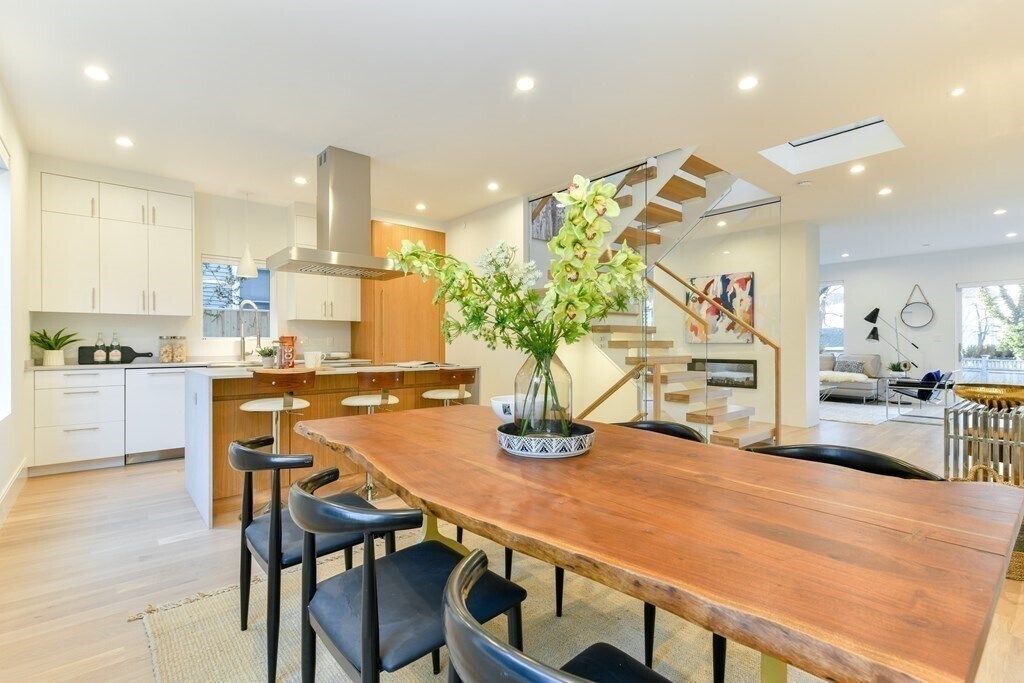 Foto principal - 123 Walden St