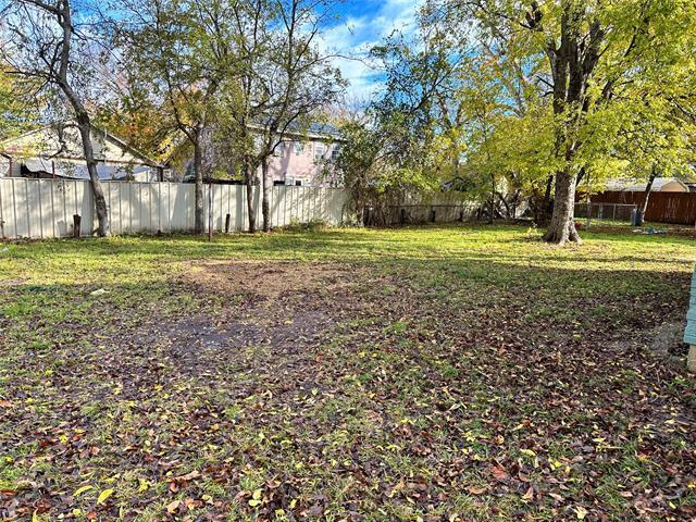 Foto del edificio - 2824 Hemphill St