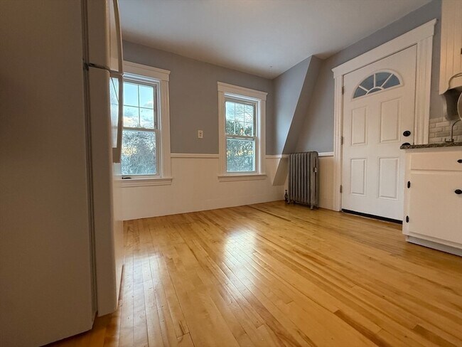 Foto del edificio - 58 Oxford St N