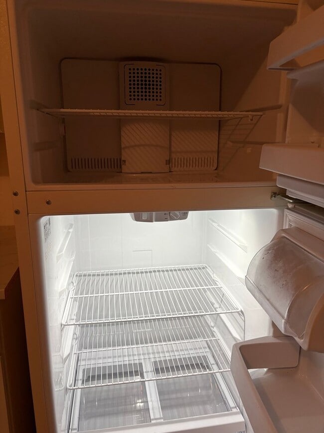 Foto del edificio - 1BR Duplex in Rochester