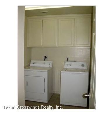 Foto del edificio - 1443-1443 Western Oaks Ct