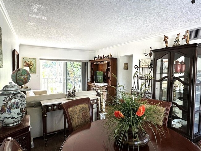 Foto del edificio - 4143 N Ocean Blvd