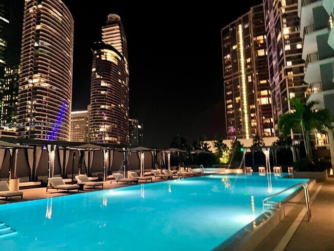 Foto del edificio - 77 NE 5th St