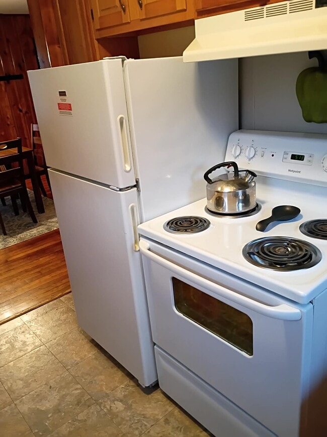 Building Photo - 209 Walnut St