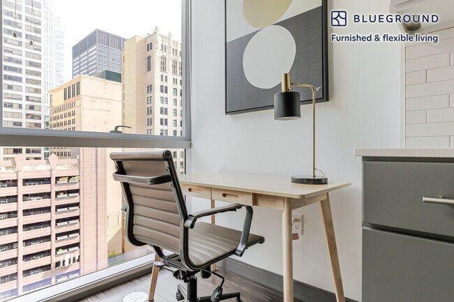 Foto del edificio - 215 W Lake St