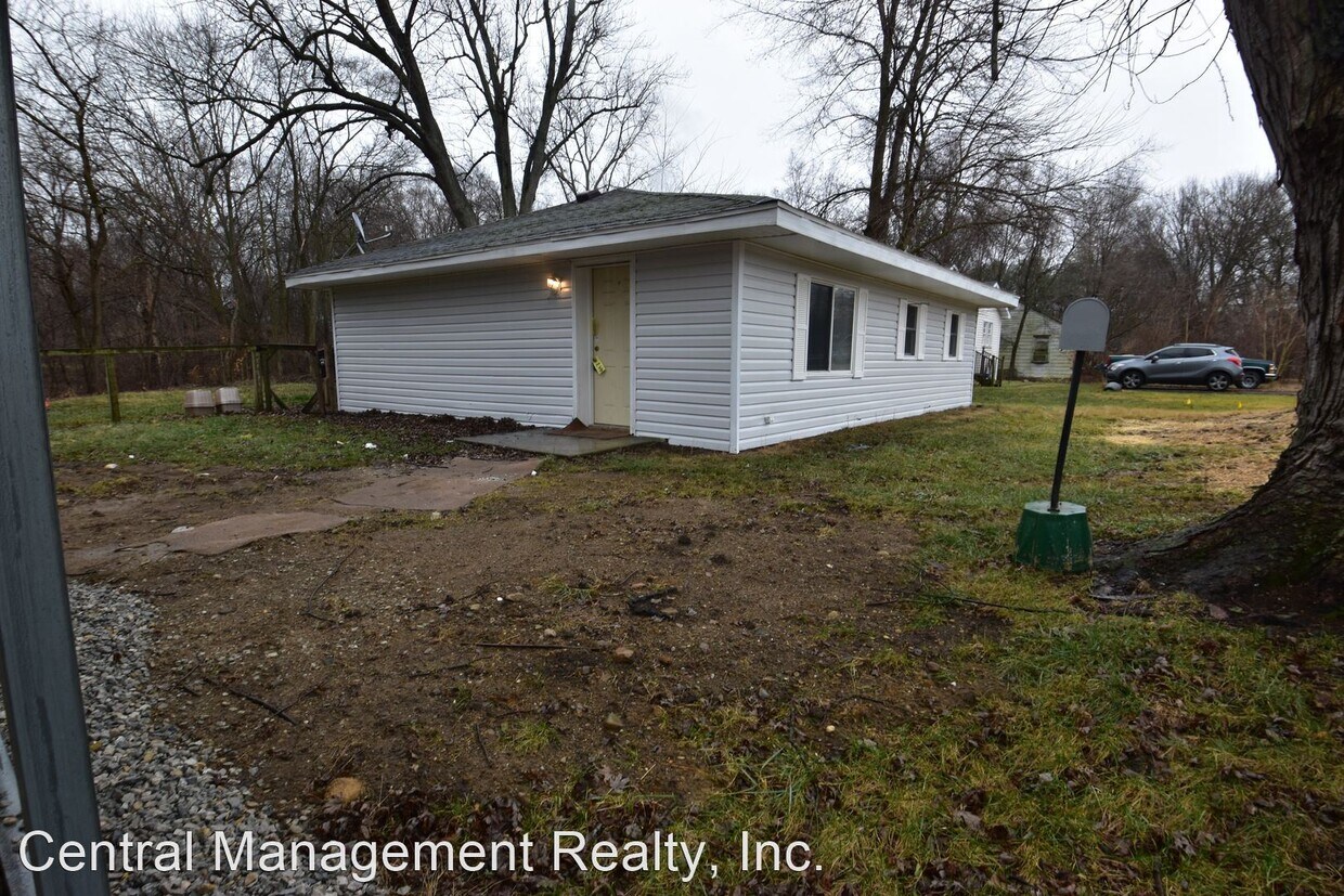 57522 Oakside Rd, Mishawaka, IN 46544 House Rental in Mishawaka, IN