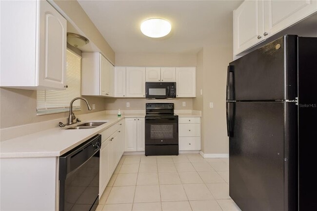 Building Photo - 2006 4th Ave W