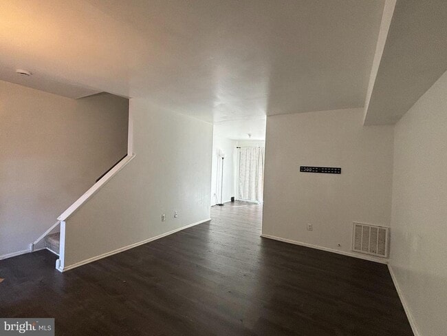 Foto del edificio - 2404 Bayberry Ct