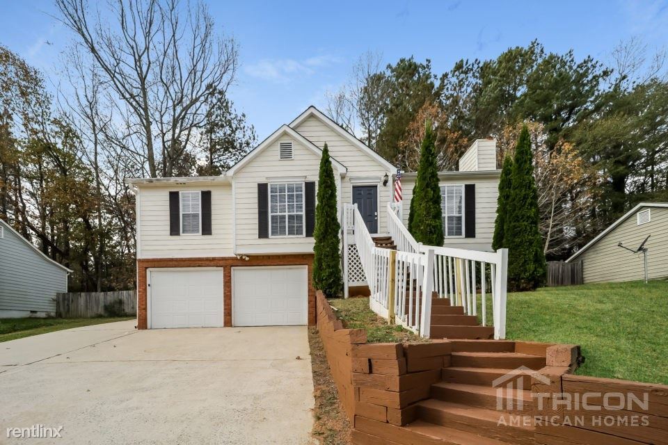 Primary Photo - 7325 Hunters Ridge Dr